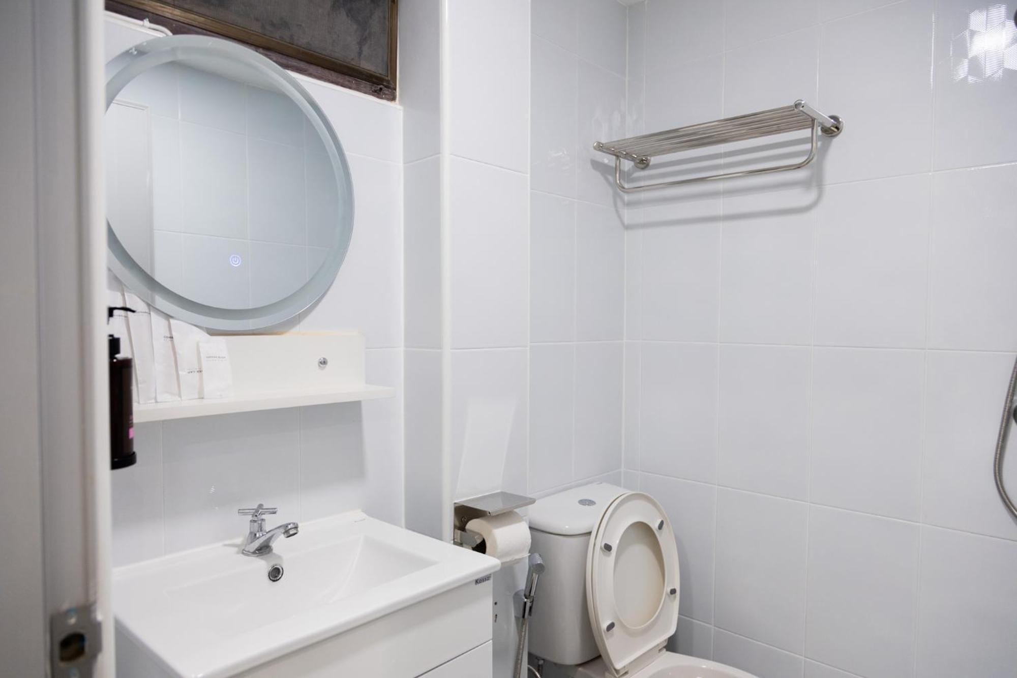 Cozy Stay Inn Bangkok Luaran gambar